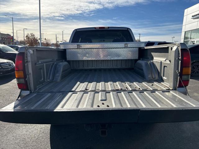 used 2000 Chevrolet Silverado 1500 car, priced at $3,990