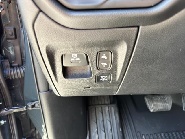 new 2025 Ram 1500 car, priced at $69,995