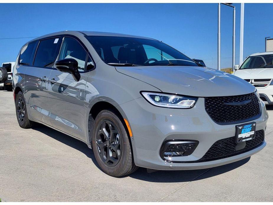 new 2023 Chrysler Pacifica Hybrid car, priced at $57,995