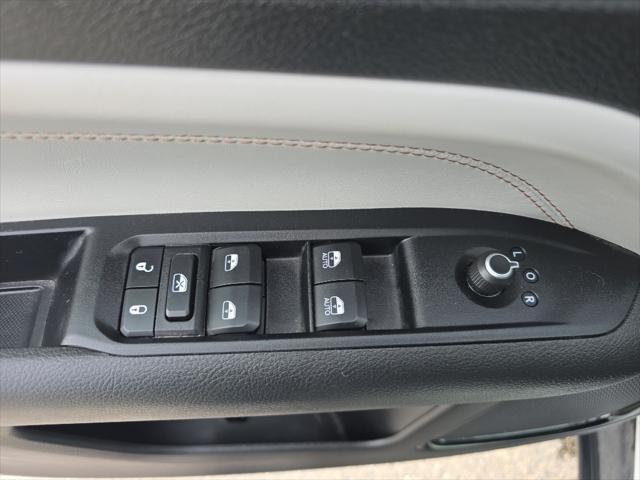 used 2022 Jeep Compass car, priced at $26,173