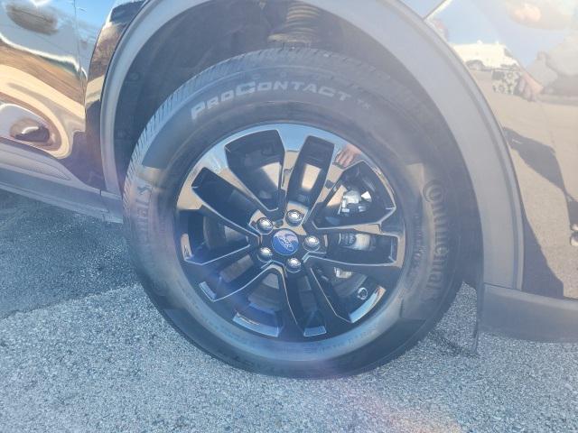 used 2022 Ford Escape car, priced at $24,937
