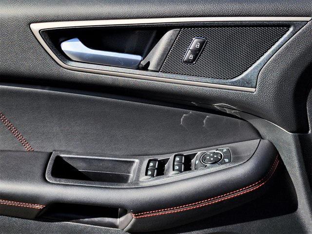 new 2023 Ford Edge car, priced at $39,998