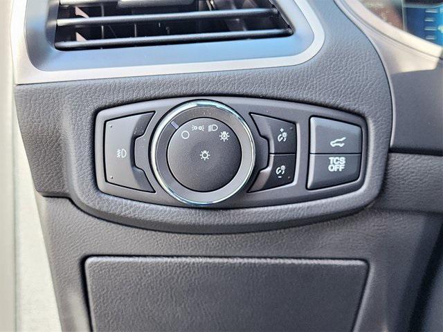 new 2023 Ford Edge car, priced at $39,998