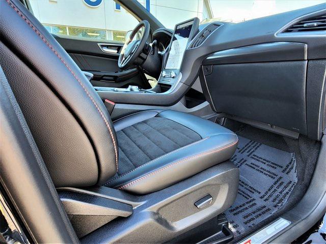 new 2023 Ford Edge car, priced at $39,998