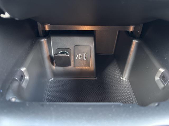 new 2025 Ford Explorer car, priced at $48,157