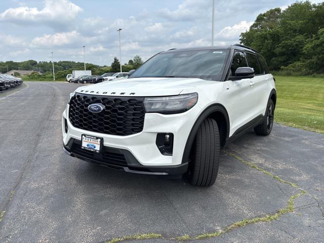 new 2025 Ford Explorer car, priced at $51,311