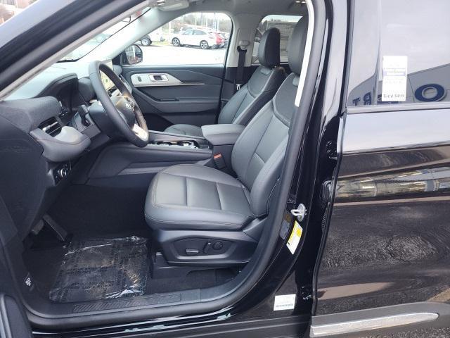 new 2025 Ford Explorer car, priced at $46,227