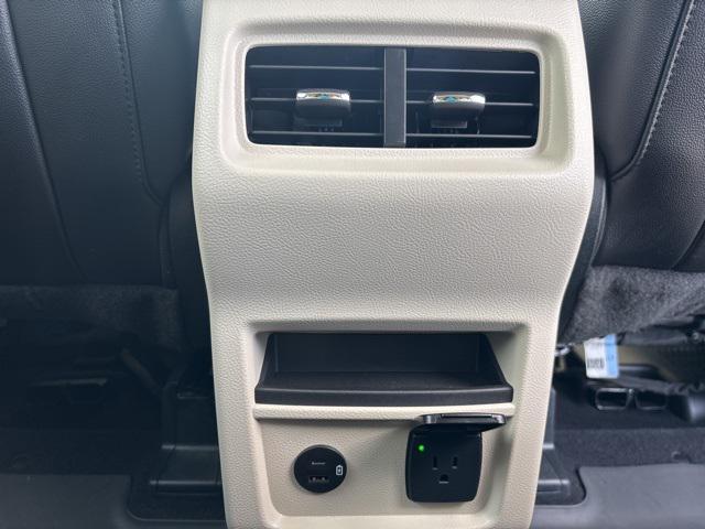 used 2022 Ford Edge car, priced at $29,035