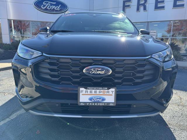 new 2025 Ford Escape car, priced at $33,693