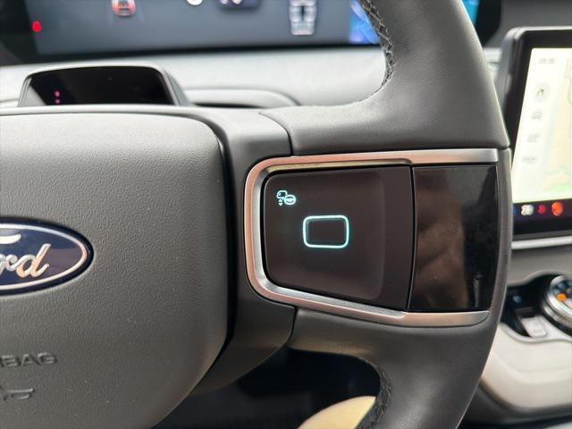 new 2025 Ford Expedition car