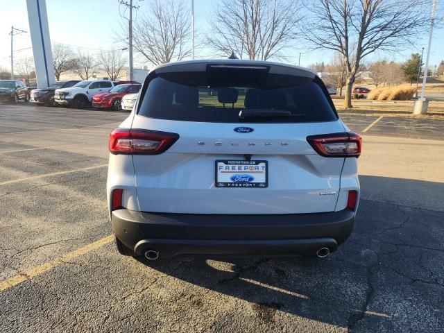 new 2025 Ford Escape car, priced at $32,050