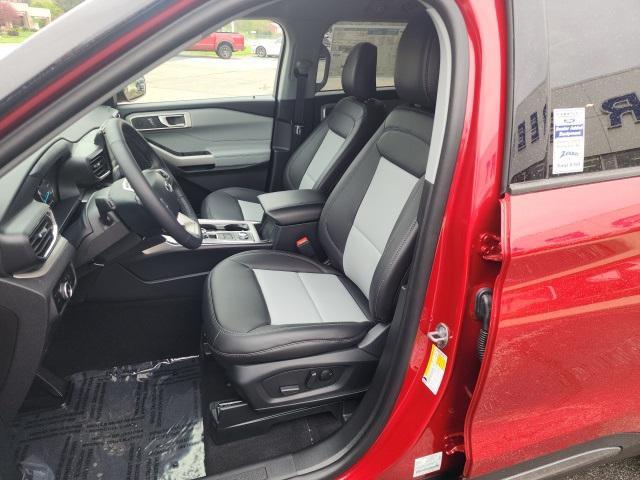 new 2024 Ford Explorer car, priced at $44,381