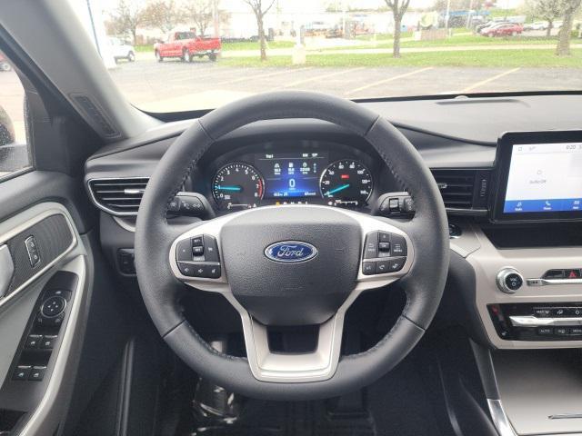new 2024 Ford Explorer car, priced at $44,381