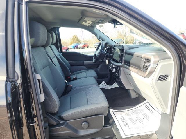 new 2025 Ford F-150 car, priced at $50,199