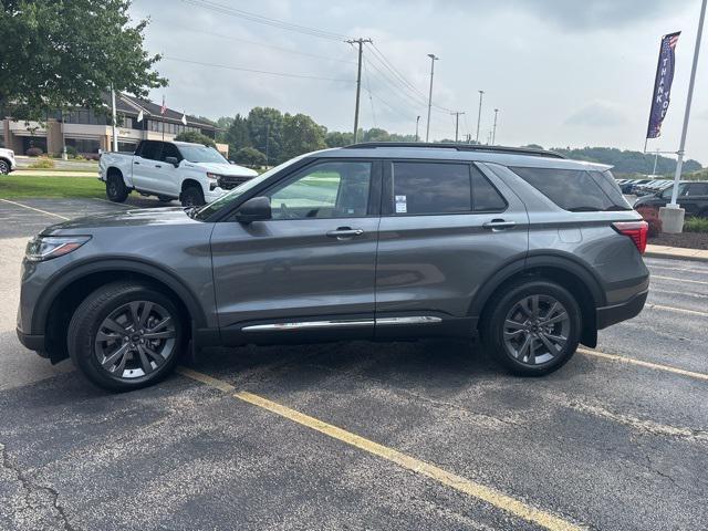 new 2025 Ford Explorer car, priced at $47,307