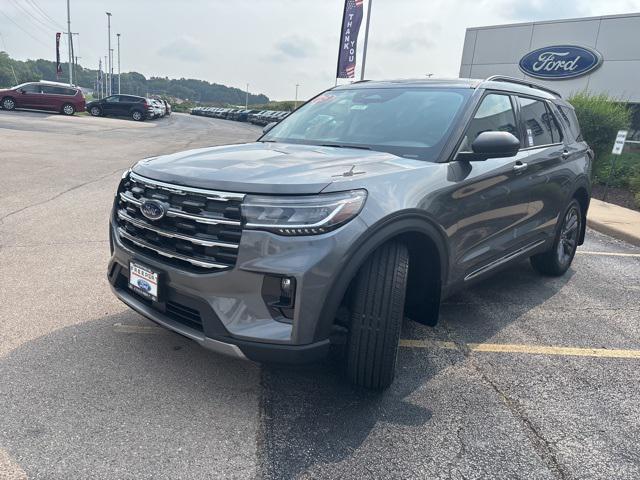 new 2025 Ford Explorer car, priced at $47,307