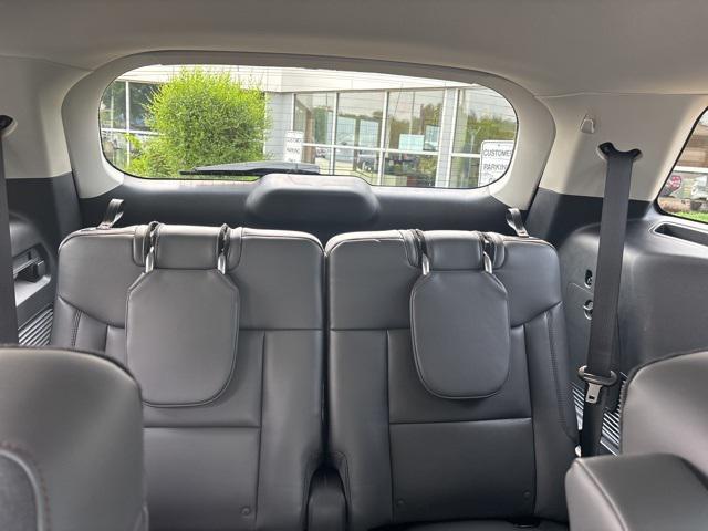 new 2025 Ford Explorer car, priced at $47,307