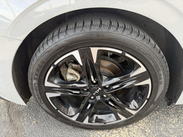 used 2024 Kia K5 car, priced at $23,302