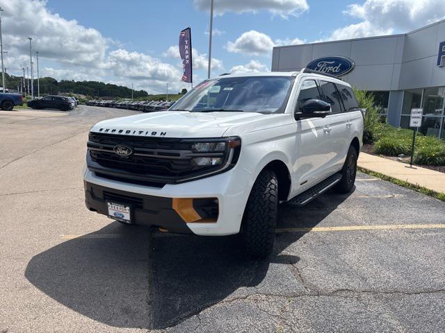 new 2025 Ford Expedition car, priced at $84,020
