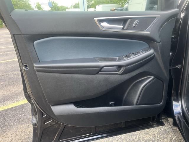 used 2024 Ford Edge car, priced at $29,621