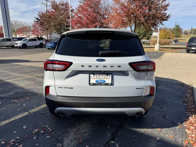 new 2025 Ford Escape car, priced at $31,039
