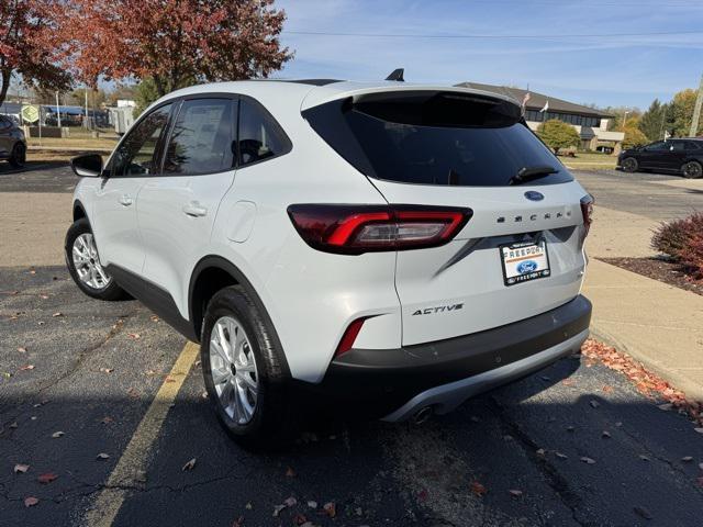 new 2025 Ford Escape car, priced at $31,039