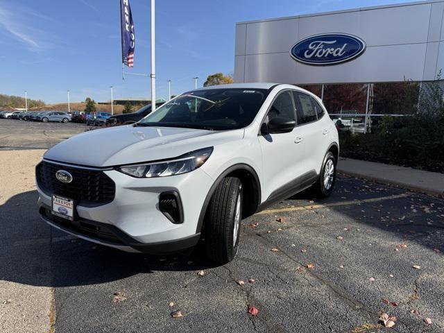 new 2025 Ford Escape car, priced at $31,039