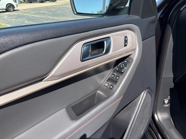 used 2025 Ford Explorer car, priced at $43,459