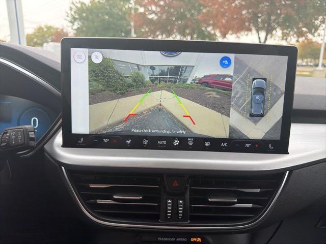 used 2023 Ford Escape car, priced at $26,154