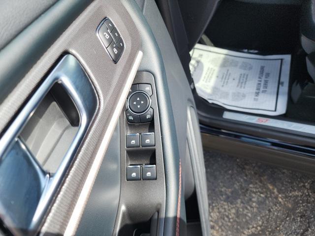 new 2025 Ford Explorer car, priced at $48,437