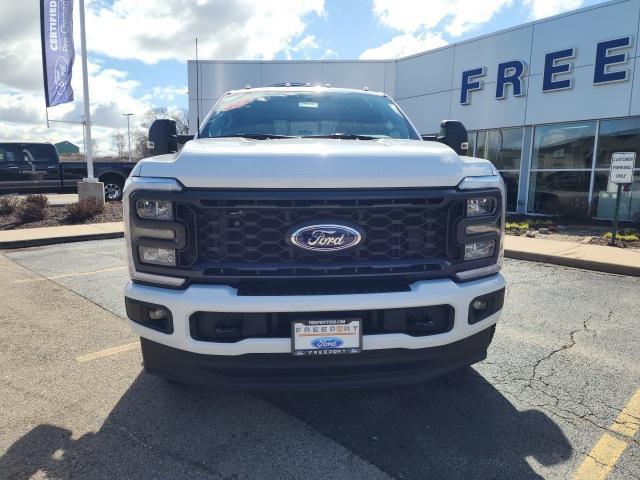 new 2024 Ford F-350 car, priced at $71,711