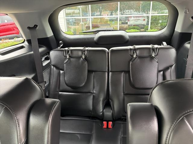 used 2022 Ford Explorer car, priced at $35,180