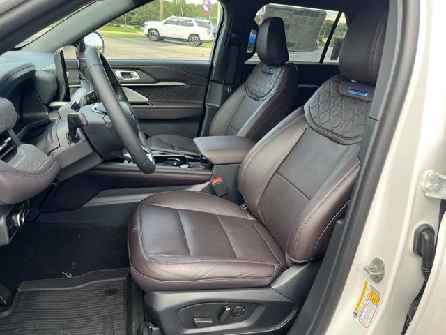 new 2025 Ford Explorer car