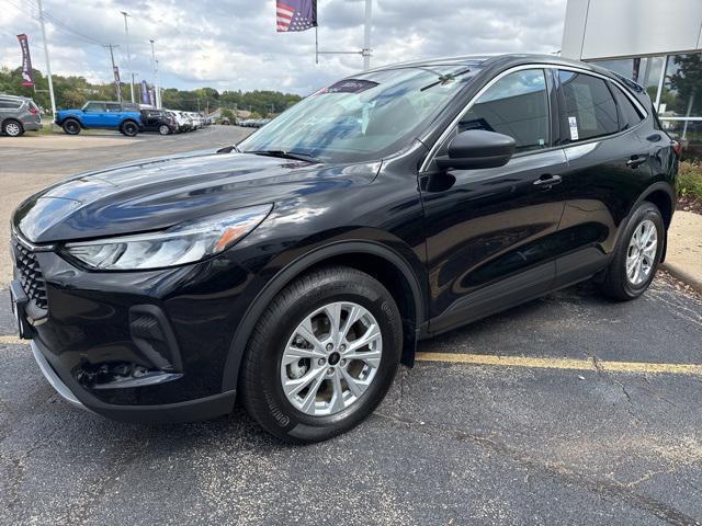 used 2023 Ford Escape car, priced at $24,708