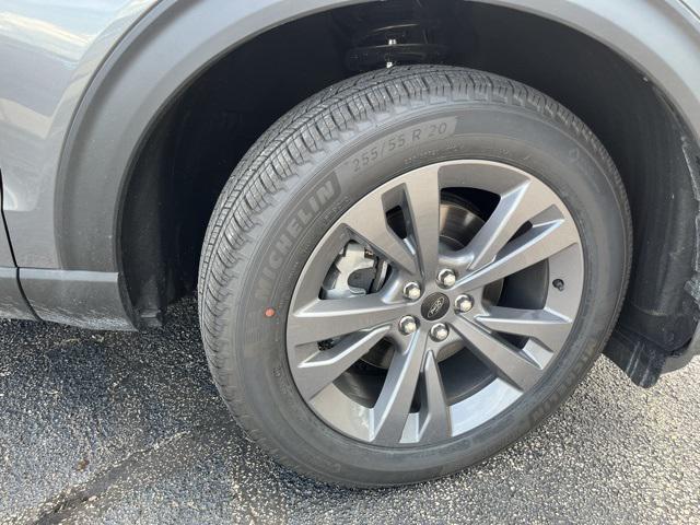 new 2025 Ford Explorer car, priced at $45,943