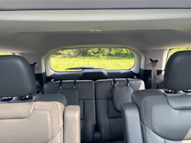 new 2025 Ford Explorer car, priced at $50,335