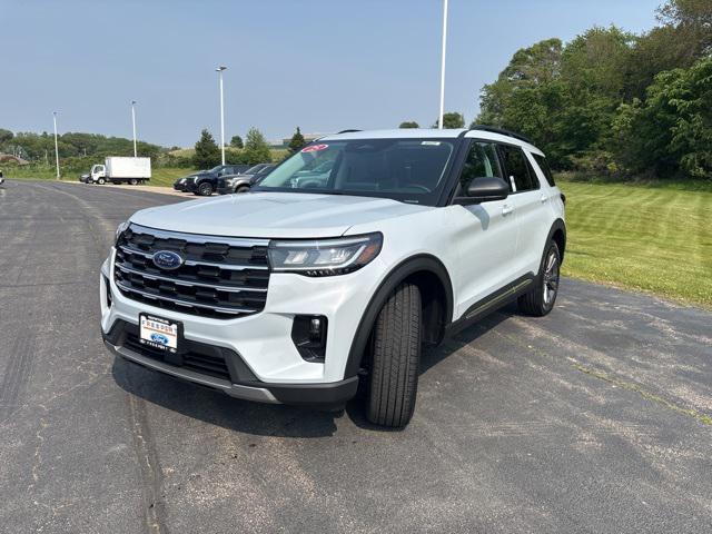 new 2025 Ford Explorer car, priced at $50,335