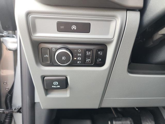new 2025 Ford F-150 car, priced at $58,577