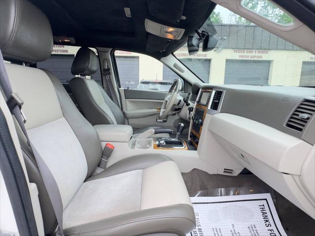 used 2009 Jeep Grand Cherokee car, priced at $7,990