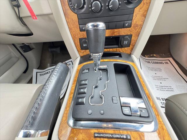 used 2009 Jeep Grand Cherokee car, priced at $7,990