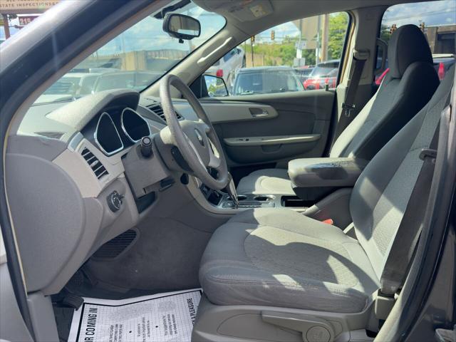 used 2009 Chevrolet Traverse car, priced at $7,490