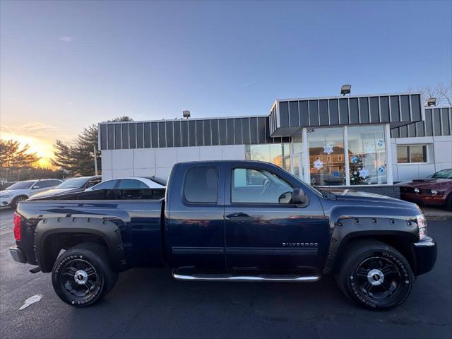 used 2011 Chevrolet Silverado 1500 car, priced at $11,990