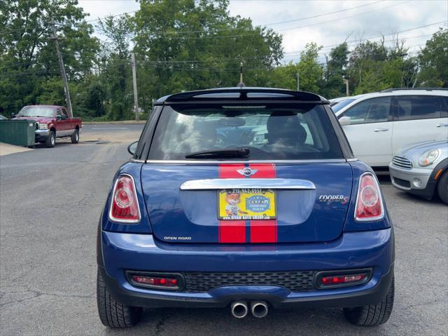 used 2013 MINI Hardtop car, priced at $8,990