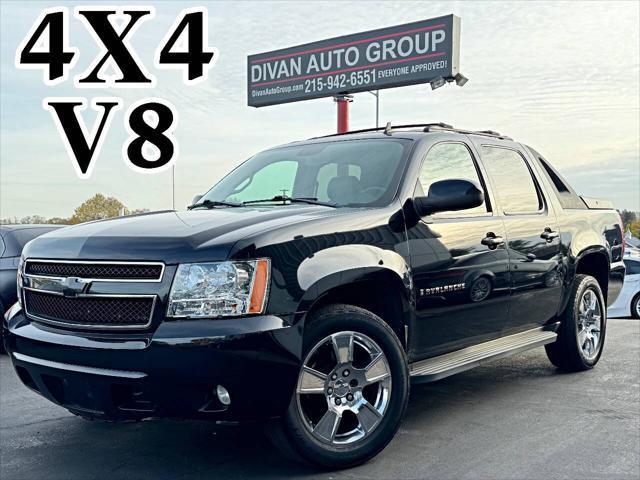 used 2009 Chevrolet Avalanche car, priced at $10,990