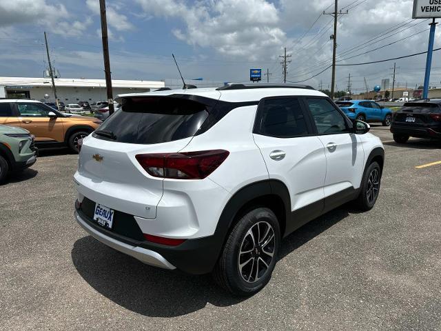 new 2025 Chevrolet TrailBlazer car, priced at $26,120