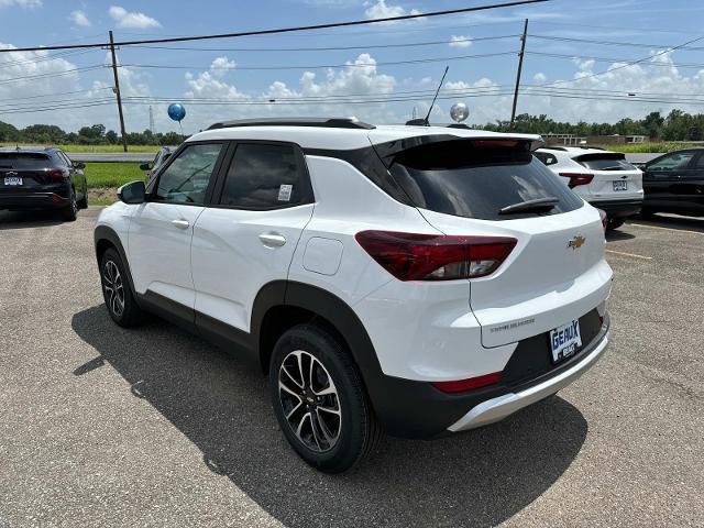 new 2025 Chevrolet TrailBlazer car, priced at $26,120