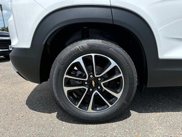 new 2025 Chevrolet TrailBlazer car, priced at $26,120