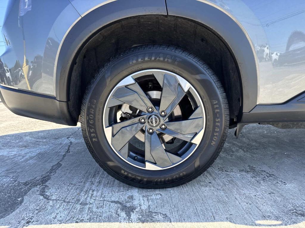 used 2024 Nissan Rogue car, priced at $22,997