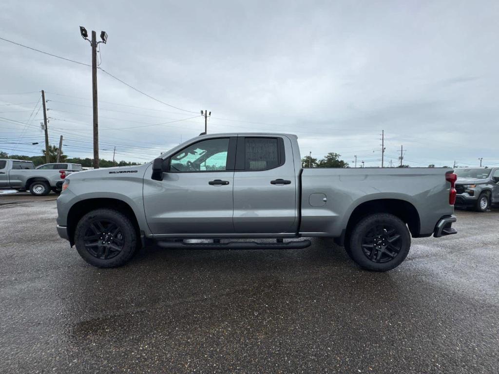 new 2025 Chevrolet Silverado 1500 car, priced at $40,370