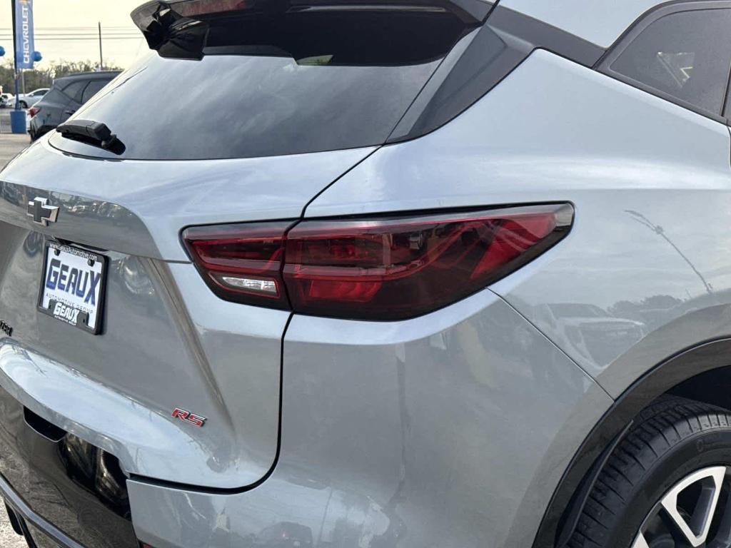 used 2025 Chevrolet Blazer car, priced at $35,980